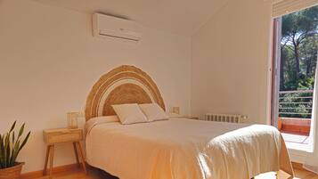 3 chambres, fer et planche Ă repasser, Wi-Fi, draps fournis