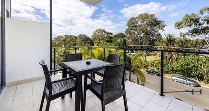 Nicest 1 Bdrm Top Floor Unit Ocean Views Pool Spa Walk to Marina