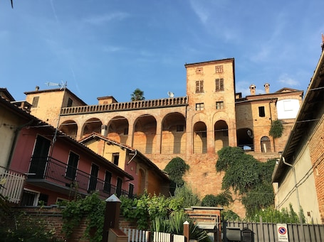 外観. Dimora PANE 18th century noble house in Monferrato