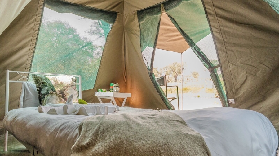 Khwai Mokoro Safaris and Campsites