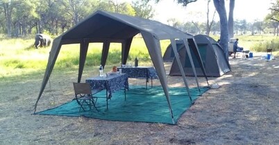 Khwai Mokoro Safaris and Campsites