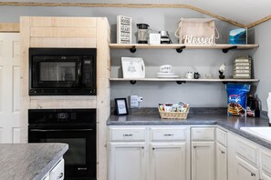 Fridge, microwave, oven, dishwasher - Zebra Ranch  Vacation Rental | 1-BR Cottage Amazing Experience, Prescott | Mtn View • Trails •Rqt Ball (Prescott)