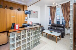 Reception - Abbey Hotel (London)