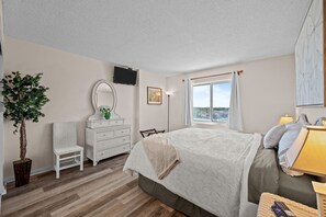 3 Schlafzimmer, Bügeleisen/Bügelbrett, Reisekinderbett, WLAN