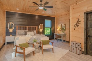 4 Schlafzimmer, Bügeleisen/Bügelbrett, kostenloses WLAN, Bettwäsche