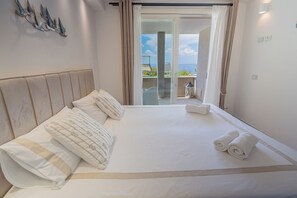 3 chambres, fer et planche à repasser, Wi-Fi gratuit, draps fournis