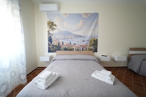 1 dormitorio, tabla de planchar con plancha, cuna de viaje y wifi