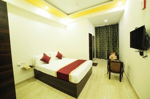 Superior-Doppelzimmer | Schreibtisch, schallisolierte Zimmer, Bettwäsche