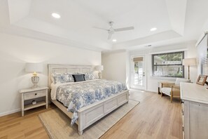 Unclassified image, 4 of 39, button