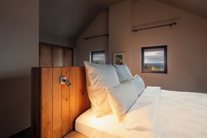 Literie de qualité supérieure, coffres-forts dans les chambres, bureau