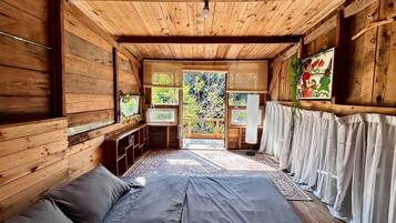 2 bedrooms, free WiFi