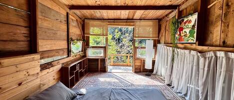 2 bedrooms, free WiFi