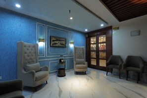 로비 좌석 공간