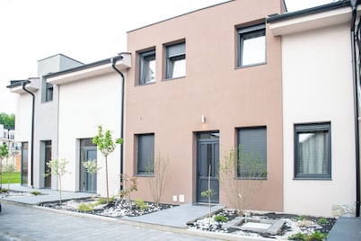 Velora 1 Apartment - Perfect for Couples, Near City Center