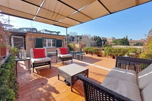 Apartamento (3 Bedrooms) | Terraço/pátio