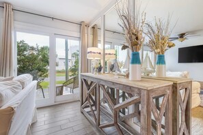 1 bedroom, in-room safe, desk, iron/ironing board