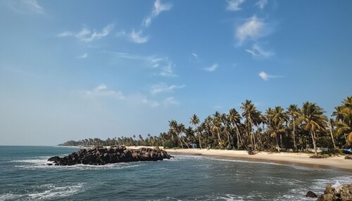 "Sailor Villa Beachside Bliss: Independent Haven in Arthunkal, Kerala"