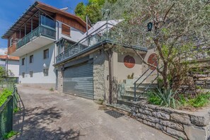 2 عدّة غرف نوم