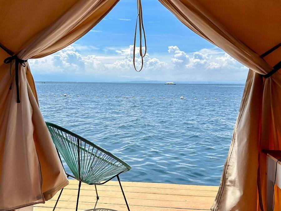 Single Room, Beach View | Free WiFi