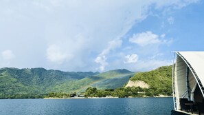 الإطلالة من المنشأة