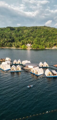 Floating Home in Reef Resort 3