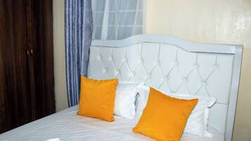 1 habitación, wifi y ropa de cama