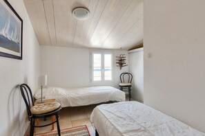 3 habitaciones, tabla de planchar con plancha y wifi gratis 