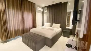 Economy Apartment, Balcony, City View | In-room safe, desk, laptop workspace, blackout curtains