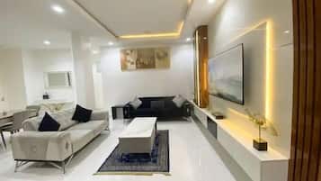 Economy Apartment, Balcony, City View | Living area