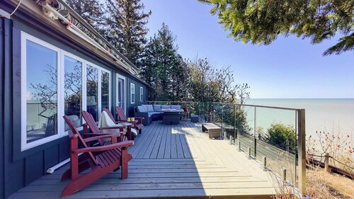 Sunny Pines, Gorgeous Lake Views