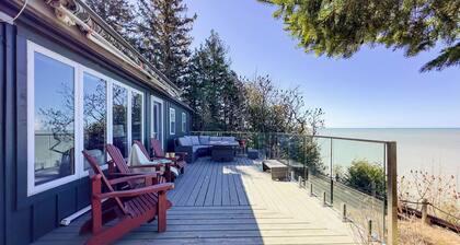 Sunny Pines, Gorgeous Lake Views