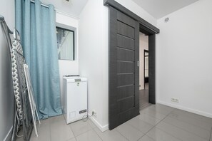 Deluxe Apartment, Courtyard View | Bathroom