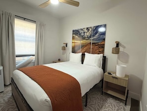 3 bedrooms, WiFi, bed sheets
