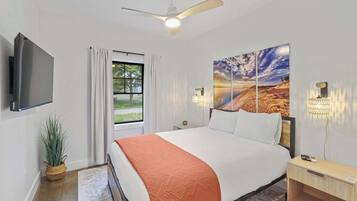 3 bedrooms, WiFi, bed sheets