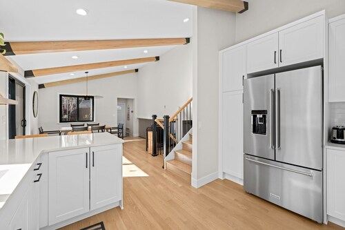 Minutes to Ski Resort | Hot Tub | Pet Friendly