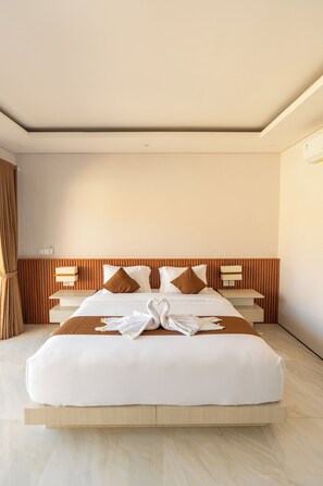 3 Schlafzimmer, Zimmersafe, Schreibtisch, WLAN