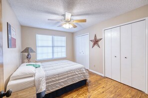 4 bedrooms, free WiFi
