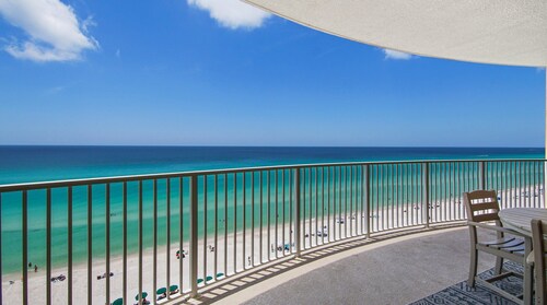 Emerald Isle 1004 - Free Beach service!