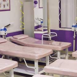 Banheira de hidromassagem, sauna a vapor, banhos de lama, aromaterapia