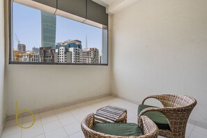 Property grounds - Bookable - Studio in Capital Bay - Business Bay (Dubai)