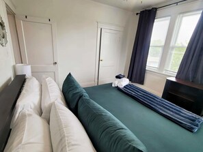 4 habitaciones, escritorio, tabla de planchar con plancha y wifi gratis 