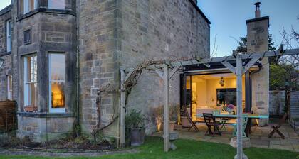 Eskbank Terrace Spacious House