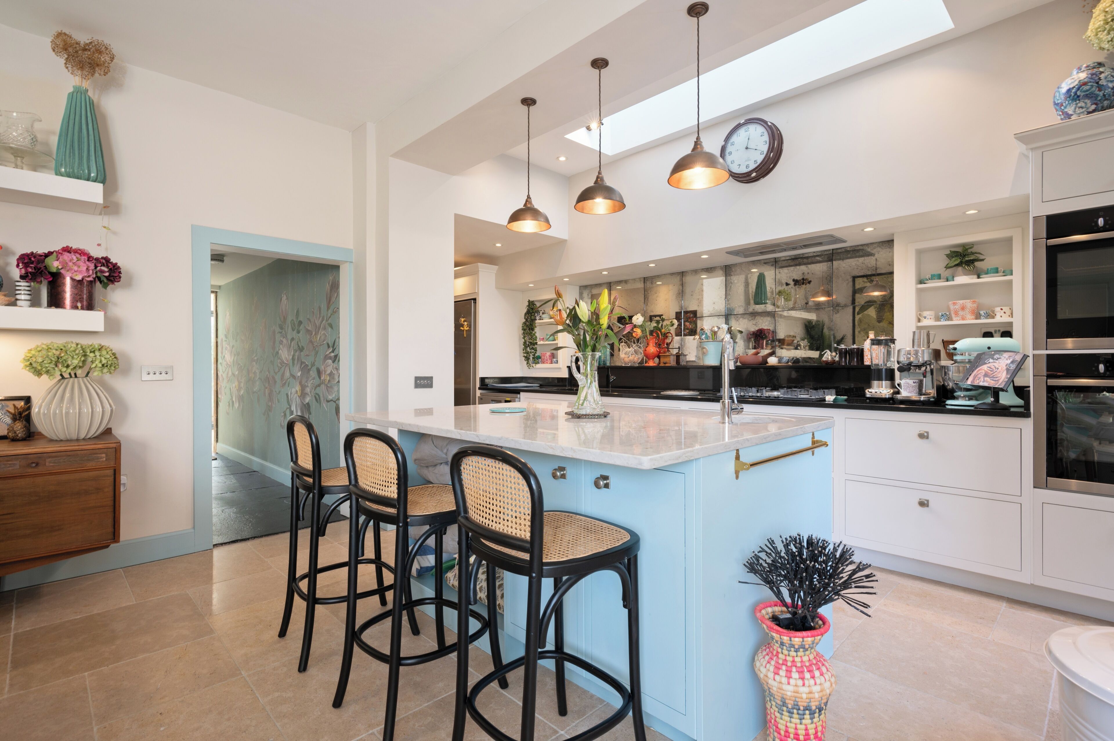 House | Private kitchen | Fridge, microwave, oven, stovetop