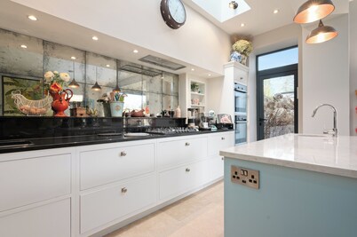 Eskbank Terrace Spacious House