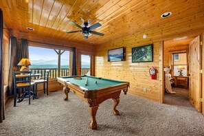 Spielezimmer