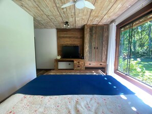 Villa | Verduisterende gordijnen, een strijkplank/strijkijzer, gratis wifi