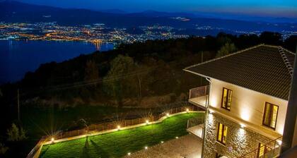 Arktos Hotel Cozy Triple Room With Scenic Views