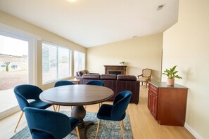 Dining - Private Temecula Getaway | Walk to Wineries (Temecula)