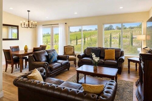 Private Temecula Getaway | Walk to Wineries