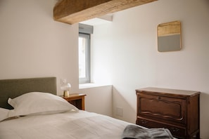 2 chambres, Wi-Fi gratuit, draps fournis